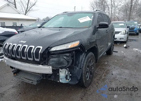 2017 Jeep Cherokee Latitude 4X4 z USA, uszkodzony, nr VIN 1C4PJMCSXHW590748